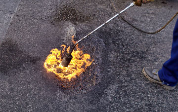 Craig Y Don flat roofing repairs